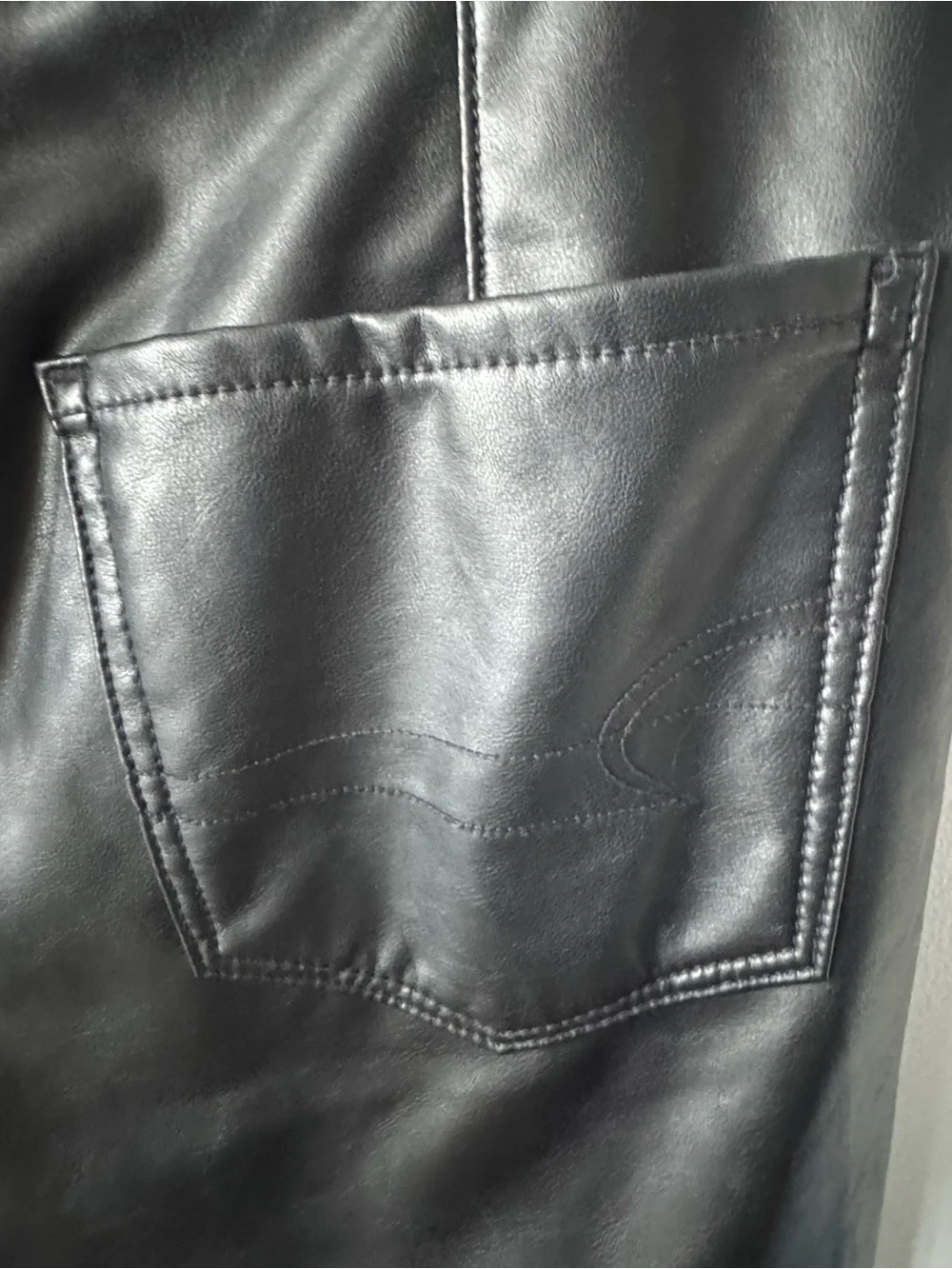 American Eagle Outfitters Black Faux Leather Mini Skirt - Picture 4 of 5